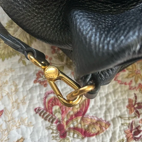 Marc By Marc Jacobs Black Shoulder Bag with Gold Accent - Picture 7 of 9